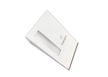 White Collapsible Gift Boxes , Foldable Paper Box With Magnet And Window